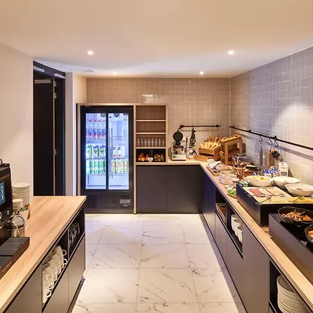 מלון Staybridge - Parliament By Ihg האג