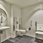 Staybridge - Parliament By Ihg Отель