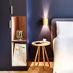 Staybridge - Parliament By Ihg Отель