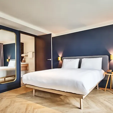 Staybridge - Parliament By Ihg Hotel