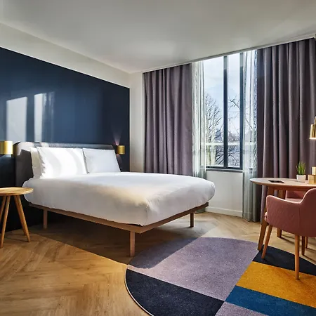 Staybridge - Parliament By Ihg