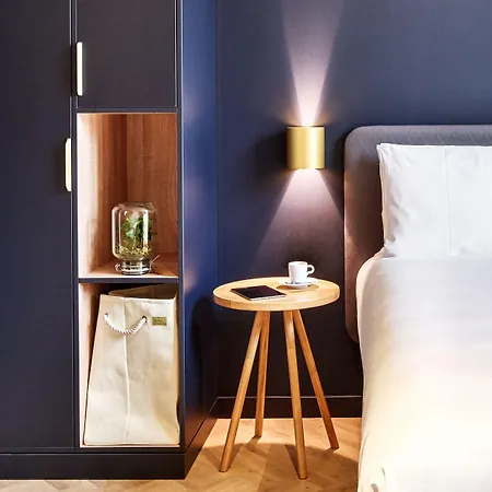 Staybridge - Parliament By Ihg Hotel