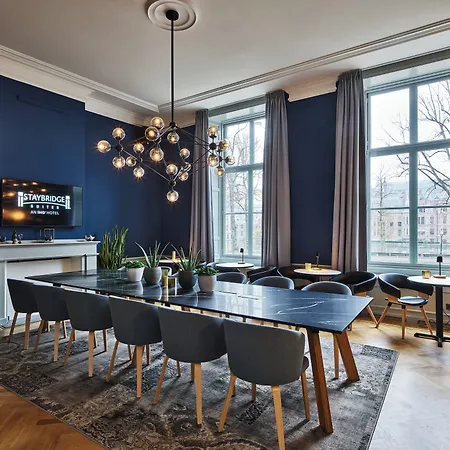 Staybridge - Parliament By Ihg Hotel 4*
