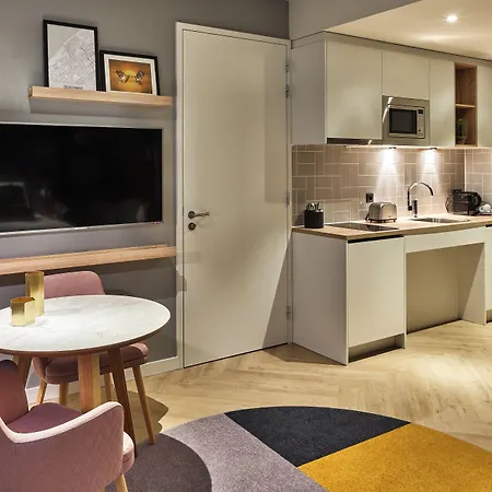 Hotel Staybridge - Parliament By Ihg
