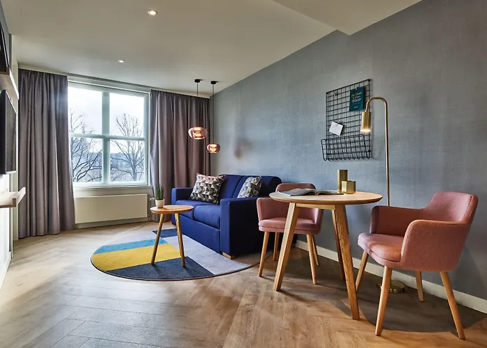 Staybridge - Parliament By Ihg Hotel Den Haag