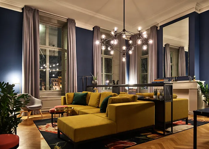 Staybridge - Parliament By Ihg Hotel