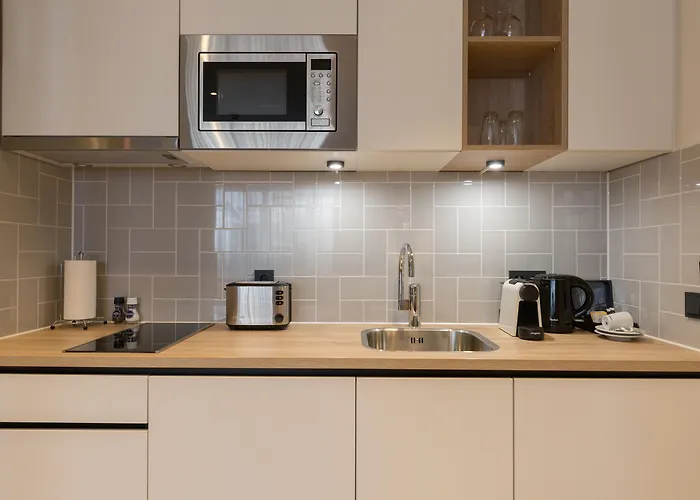 Staybridge - Parliament By Ihg Haag